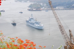 ins_airavat_sails_out_of_vizag_harbour_after_commissioning_1 The INS Airavat sails out of Visakhapatnam Harbor after being commissioned.
